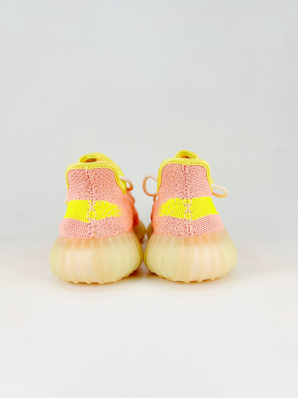 Yeezy Boost 350 V2 Coconut 350 Orange Versatile Lightweight Popcorn Midsole Casual Sports Running Shoes Perfectly Upgraded Shoe Shape Full Outsole Perfect Foot Feeling